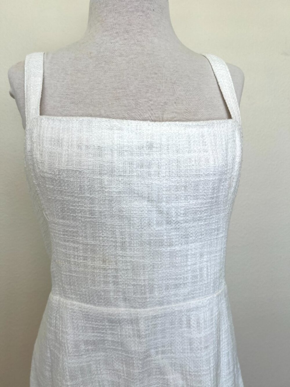 Abercrombie & Fitch - White Textured - Strap Dress - Size Large - Picture 4 of 11